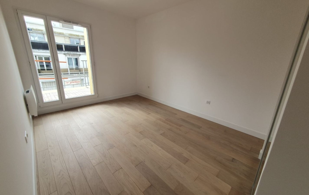 Annonces PARIS 18EME : Appartement | PARIS (75018) | 64 m2 | 1 225 000 € 