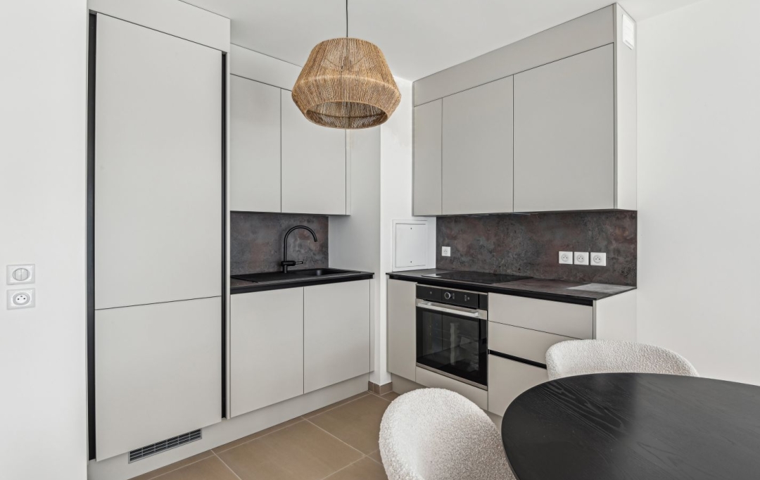 Annonces PARIS 18EME : Appartement | PARIS (75018) | 60 m2 | 890 000 € 